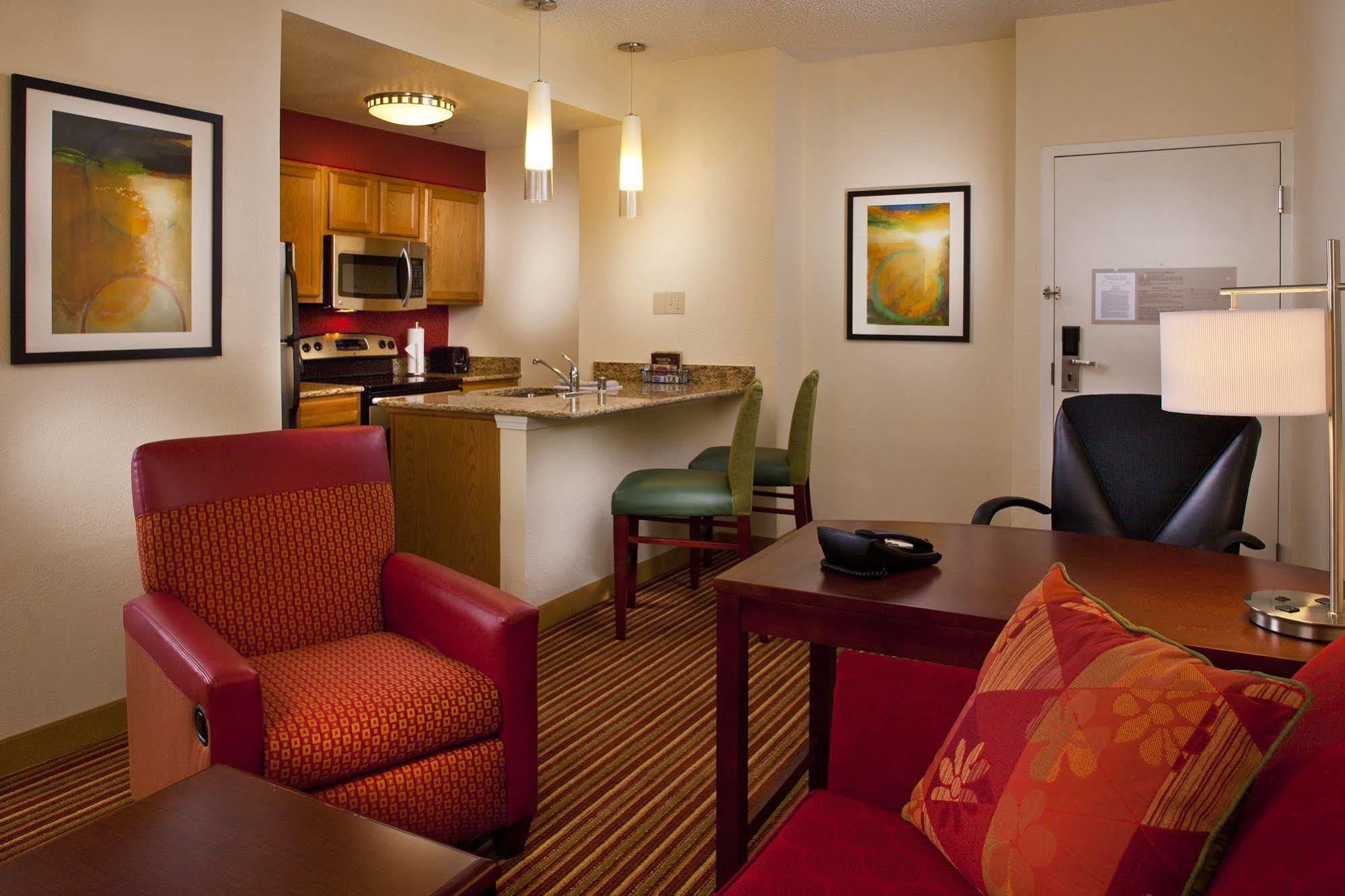 Sonesta Simply Suites Memphis East Poplar Pike Exteriér fotografie