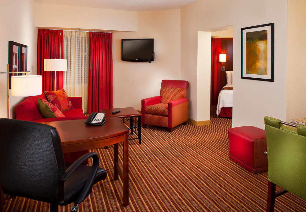 Sonesta Simply Suites Memphis East Poplar Pike Exteriér fotografie